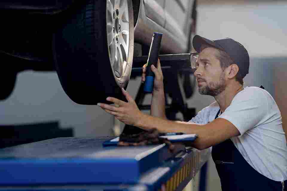 Wheel Alignment & Wheel Balancing Service in Dubai