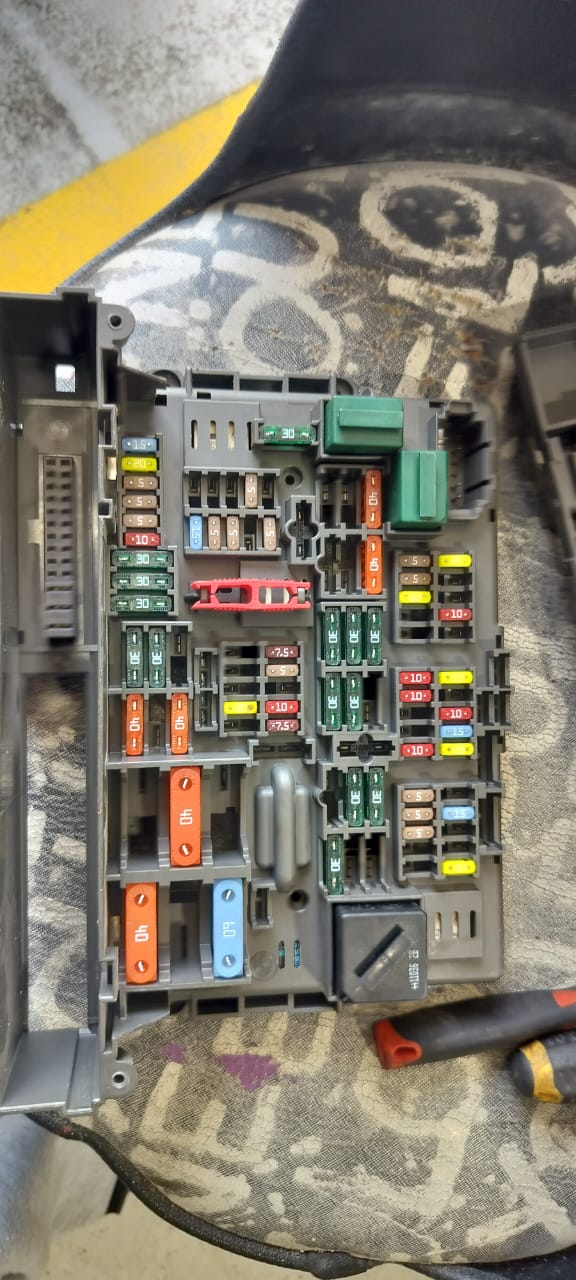 Auto Electronics Repair Services in Dubai