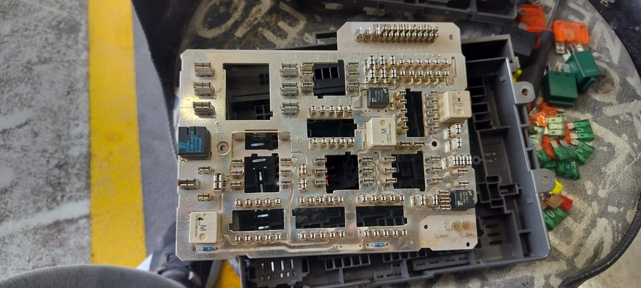 Best Car Fuse Box Repair Service in Dubai